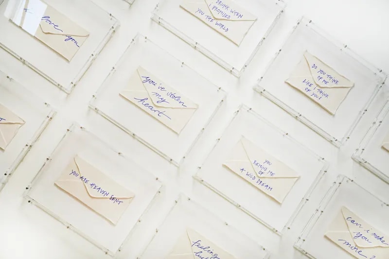 Pepi Erdbories: Love Letter Sculptures