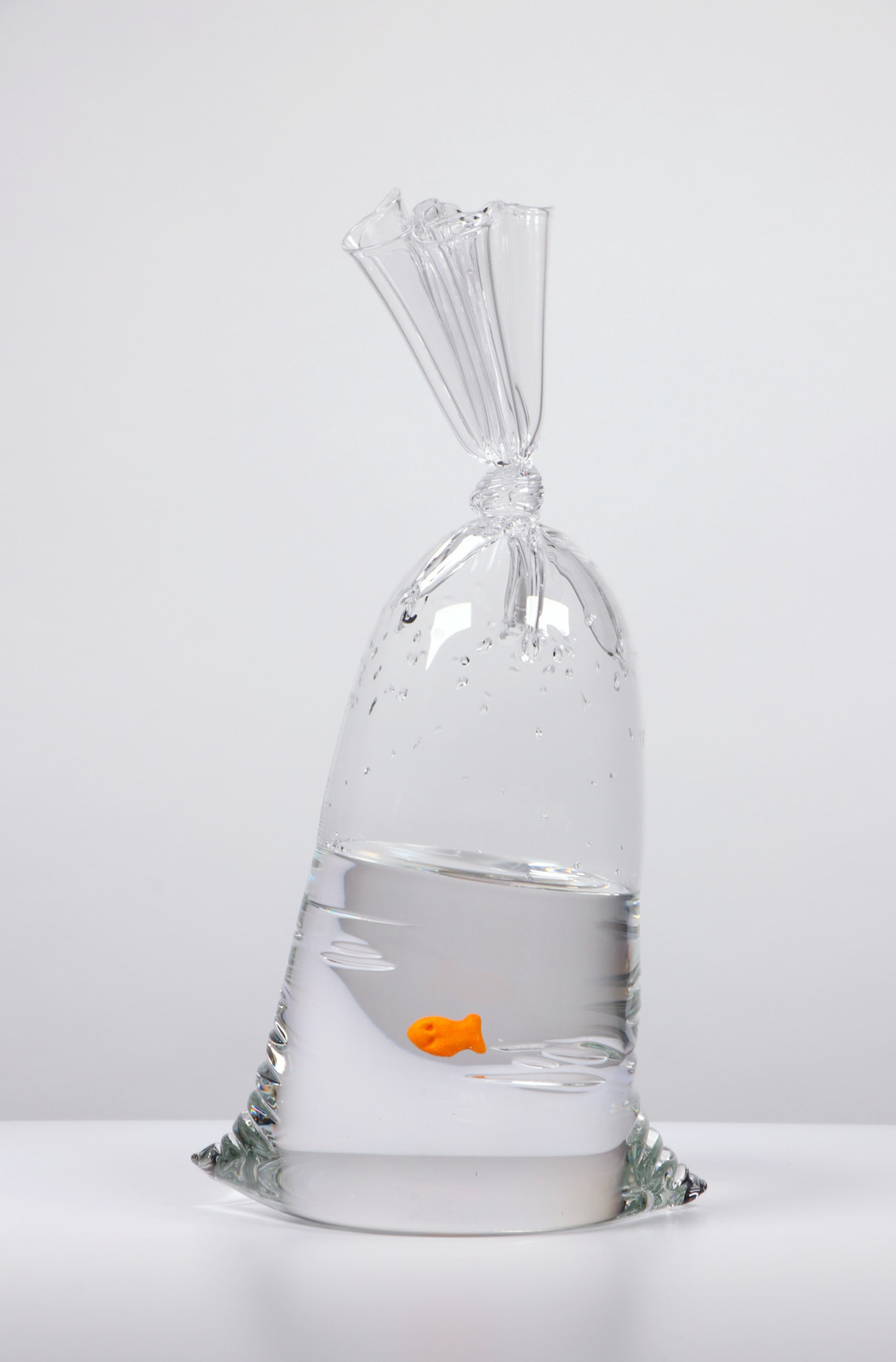 Dylan Martinez - GF 171, 2023, Hand blown glass sculpture with ceramic fish element