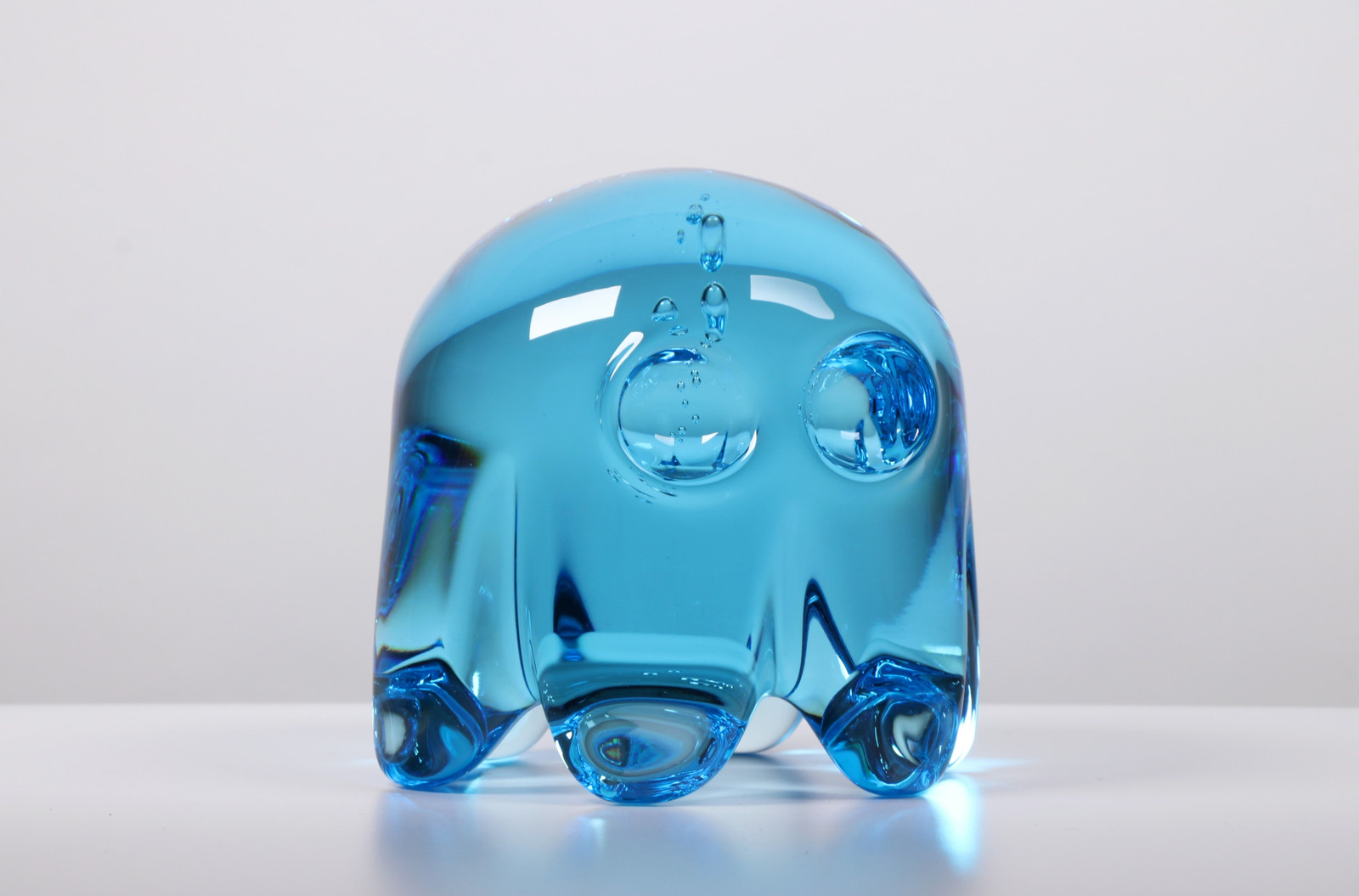 Dylan Martinez - LG Inky 2, 2023, Hand blown glass sculpture
