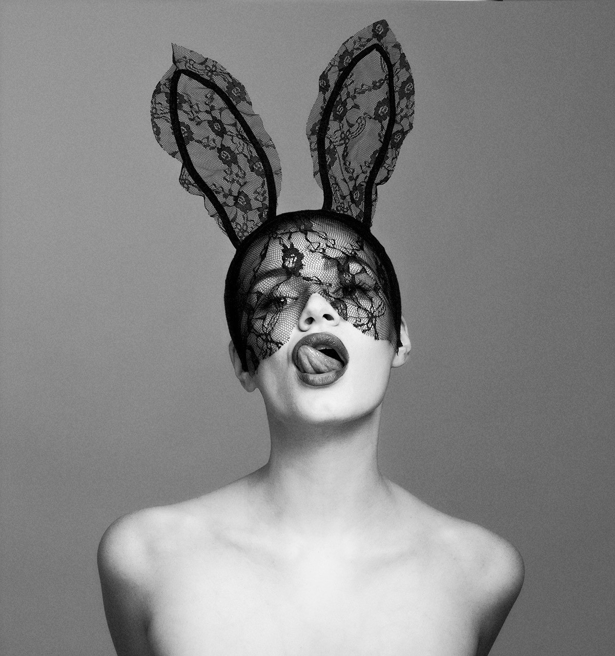 Tyler Shields - Lace II, 2019, Digital c print