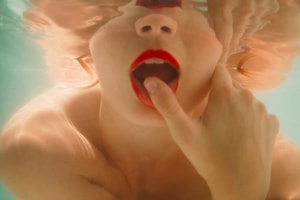 Tyler Shields - Underwater Mouth