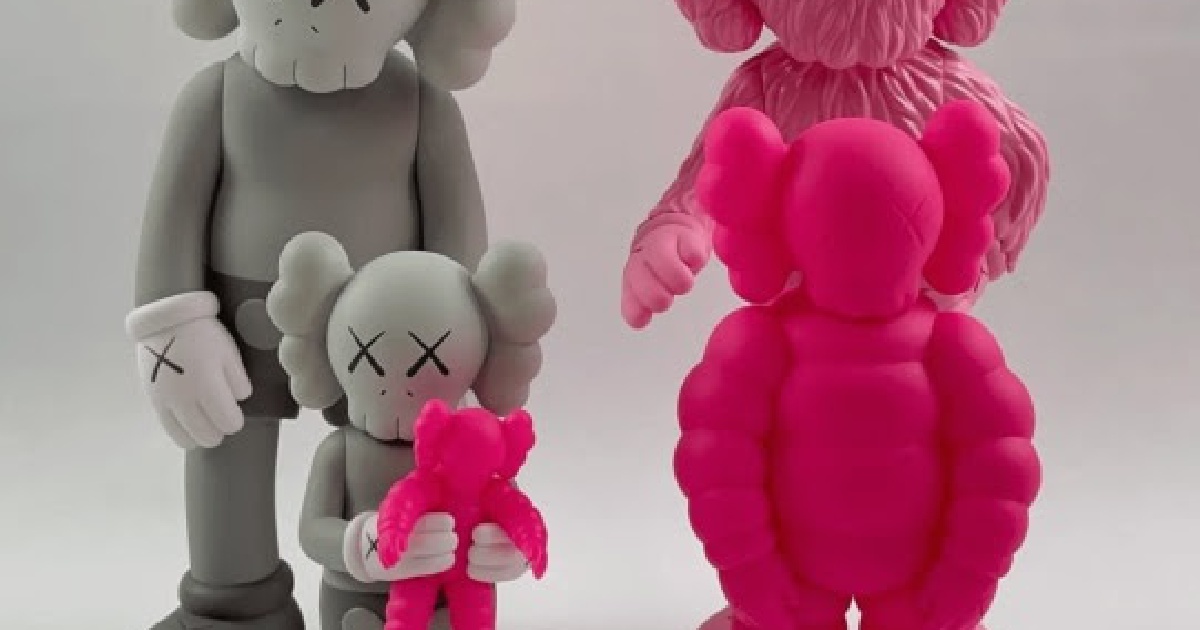 KAWS: Companion, BFF, and Chum | Guy Hepner